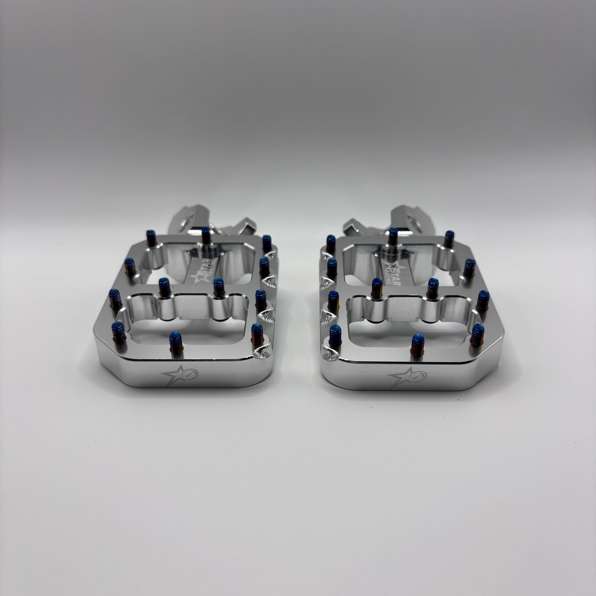 Ultra bee titanium pegs