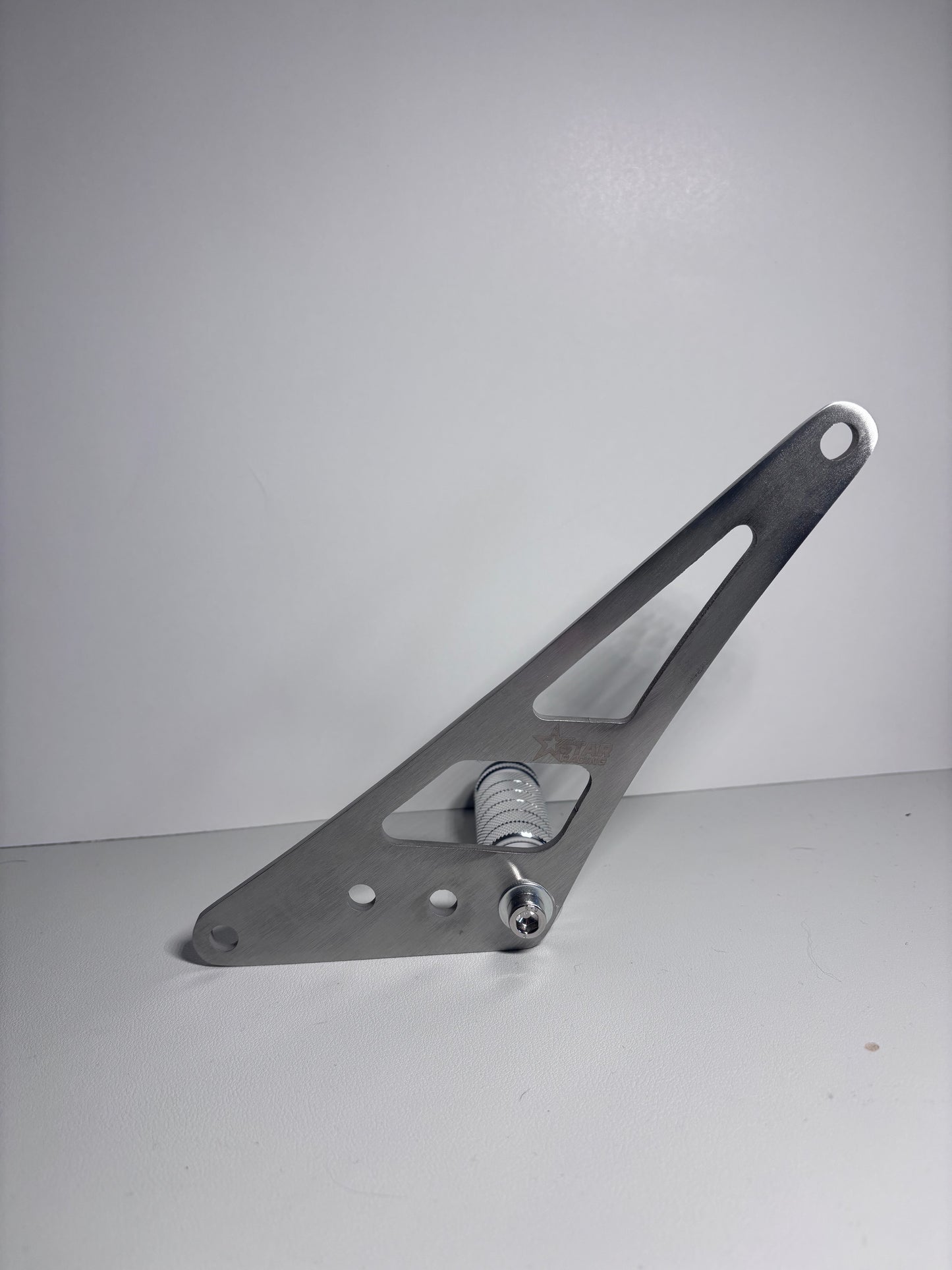 Ultra bee foot lock