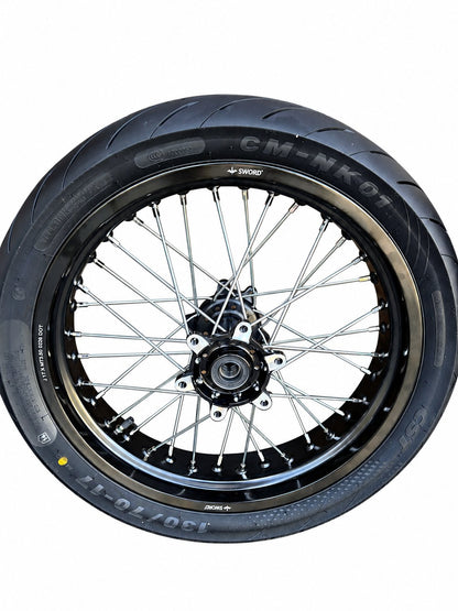 Ultra bee Supermotos