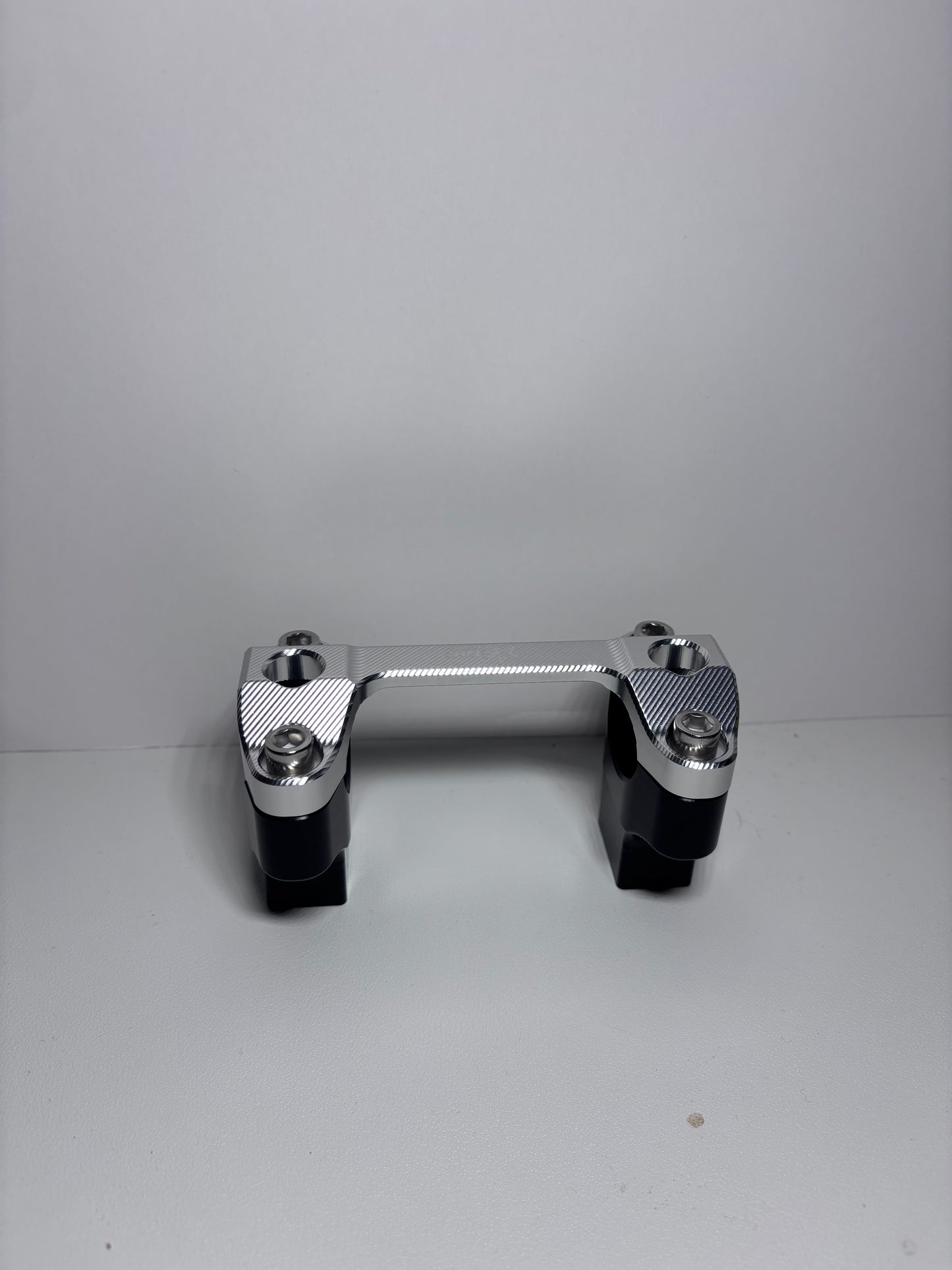 Ultra bee bar clamp