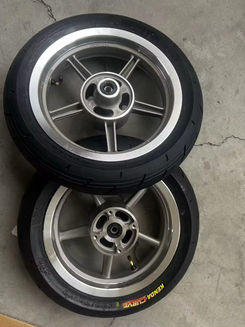 Tuttio/Razor Complete Valtinsu EM5 Supermoto Set