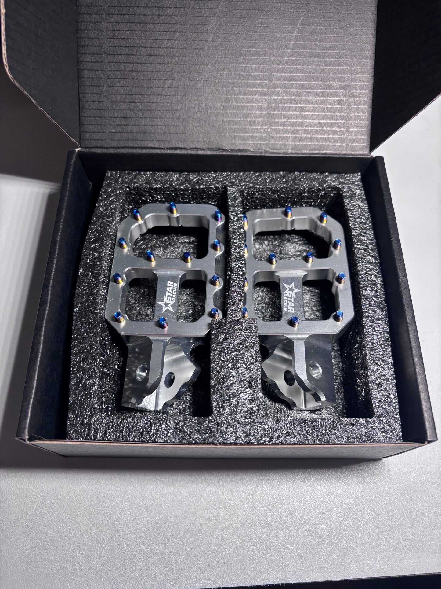 Surron LBX,Talaria,E-Ride titanium pegs